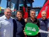 Prefeito de Branquinha reforça frota com nova retroescavadeira