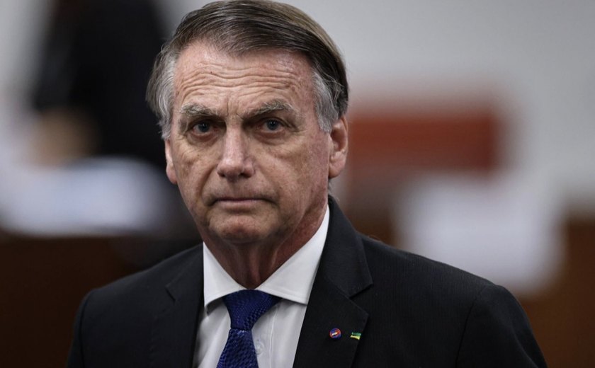 Bolsonaro é preso preventivamente pela Polícia Federal