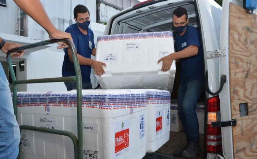 Alagoas Recebe mais 88.260 doses de vacina contra a Covid-19