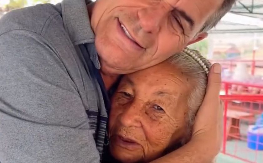 Geo Cruz garante dia de lazer exclusivo para idosos do SCFV no parque aquático