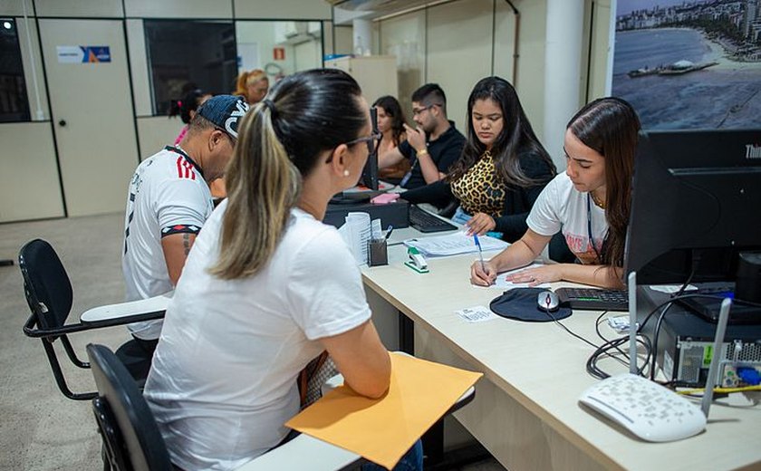 Sine Maceió oferta 75 vagas de emprego nesta segunda-feira, 19