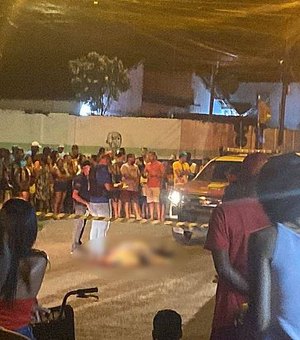 Homem é assassinado com oito tiros em cruzamento de ruas no bairro de Ponta Grossa