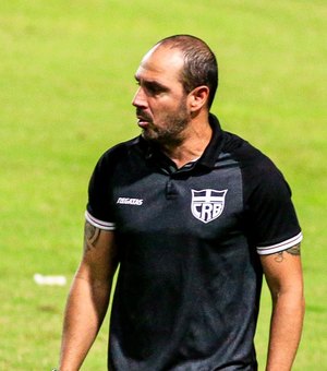 Allan Aal é o quinto técnico com mais jogos pelo CRB no século 21