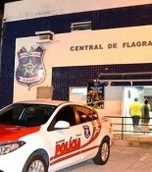 Jovem de 19 anos é preso após agredir a namorada com pedaço de madeira