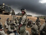 Retirada das tropas dos EUA do Iraque encerra 20 anos de operação militar