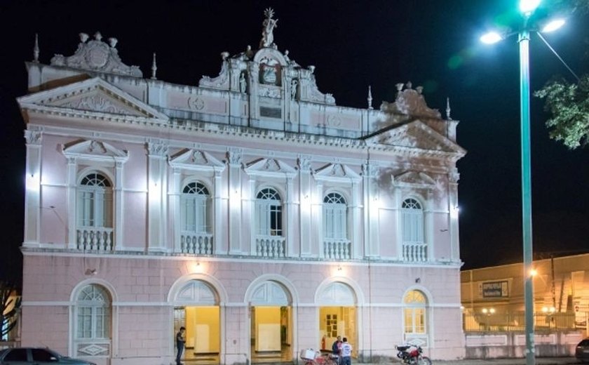 Orquestra filarmônica volta ao Teatro Deodoro com concerto em homenagem a Alagoas