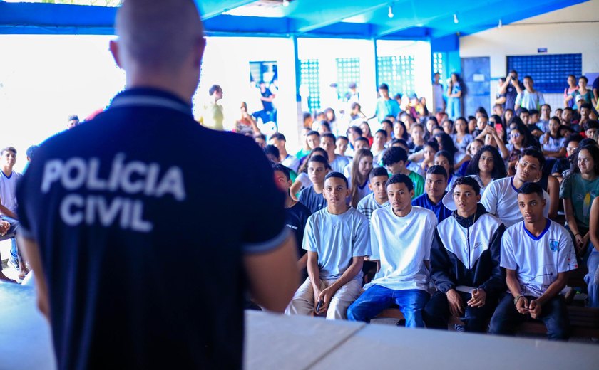 Com ciclo de palestras, Seduc e PCAL fortalecem ações de prevenção da violência na rede estadual de ensino