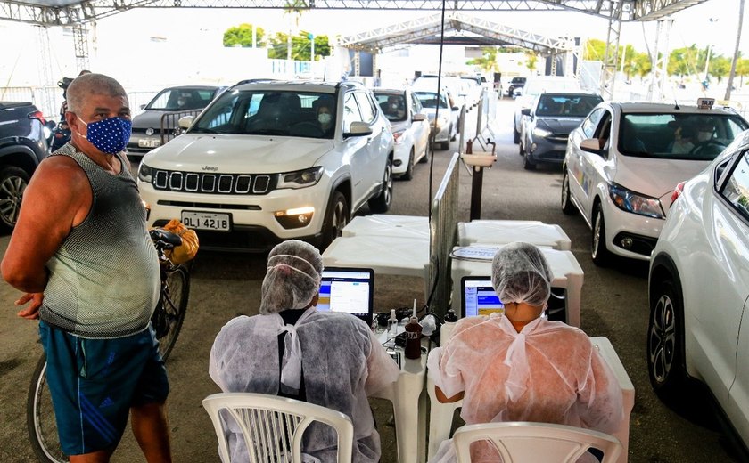 Alagoas já vacinou quase 90% da população com a 1ª dose contra a Covid