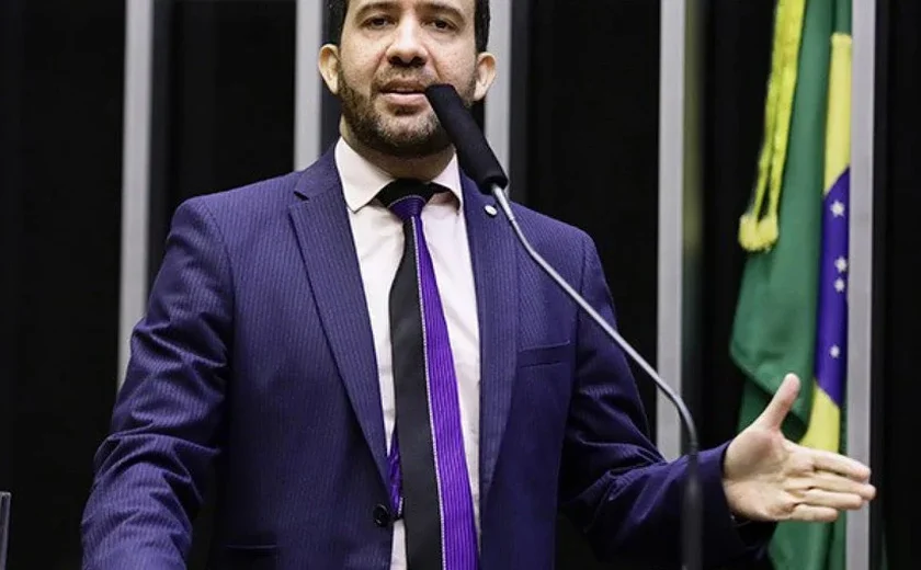 Rachadinha: Em áudio, Janones pede dinheiro para assessores