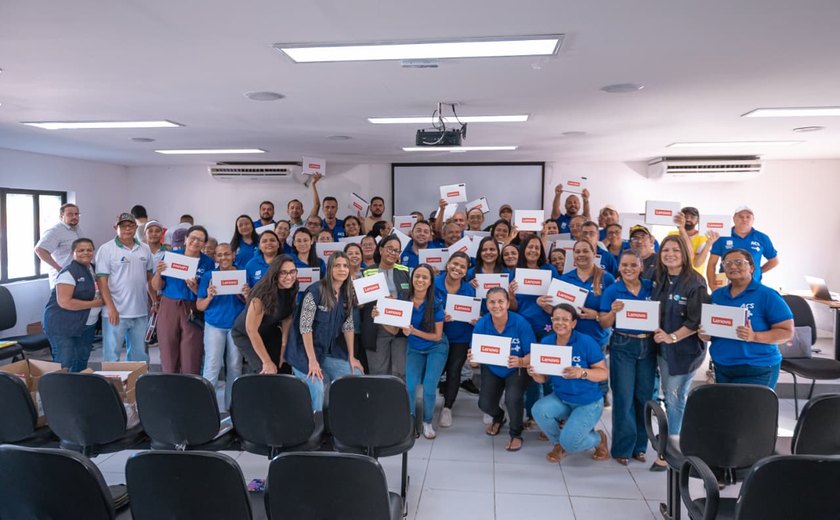 Murici moderniza atendimento na saúde com entrega de 70 tablets a agentes comunitários