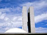 Senadores Alagoanos votam a favor de ampliar número de deputados; Alagoas mantém 9 vagas