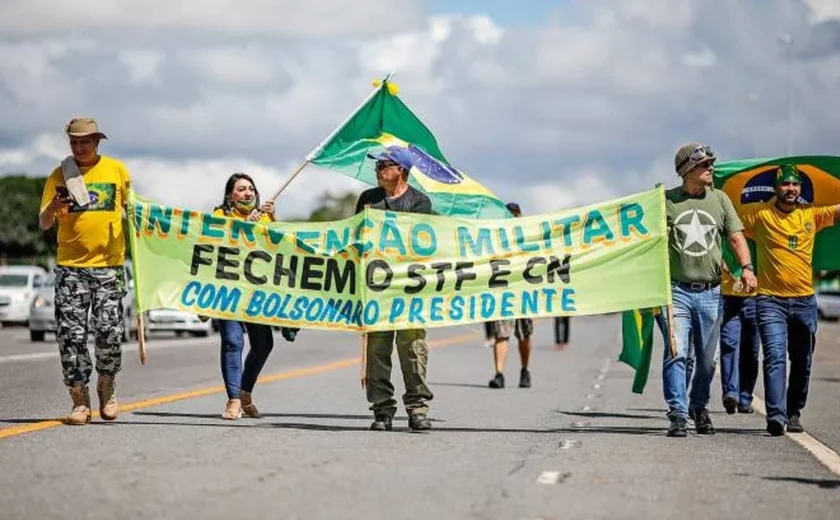 Intervenção militar  “ não há espaço para outra” segundo historiadora