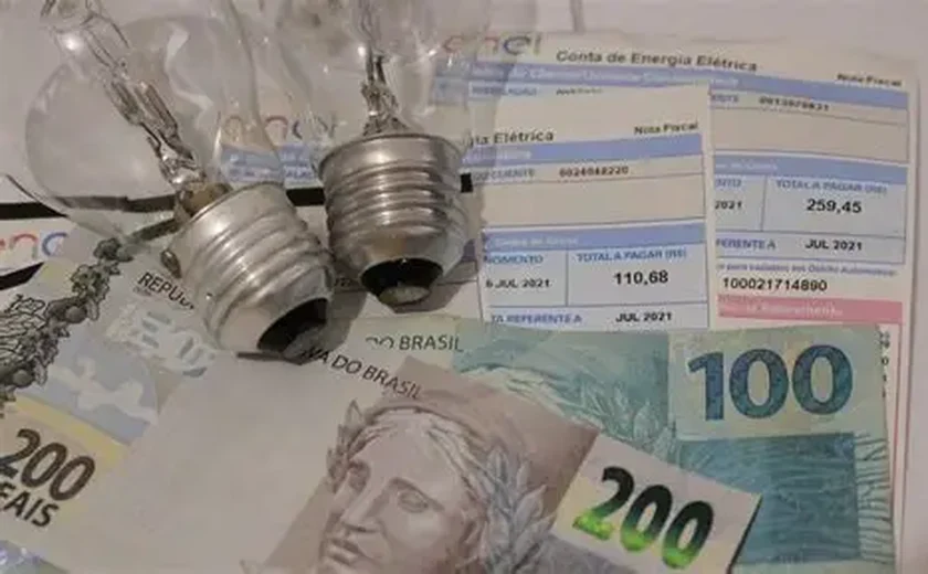 Conta de luz vai ficar mais cara em agosto com bandeira vermelha nível 2