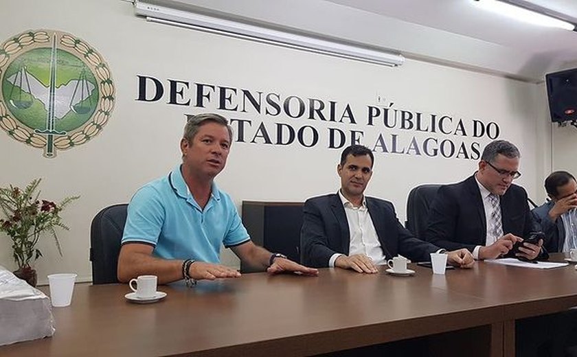 Deputado quer apoio jurídico para 12 alagoanos presos após ataques em Brasília