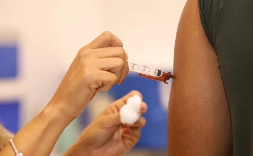 Supergripe já causa mortes em Alagoas e acende alerta para vacinação