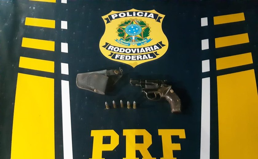 PRF prende homem por embriaguez ao volante e porte ilegal de arma em União dos Palmares/AL
