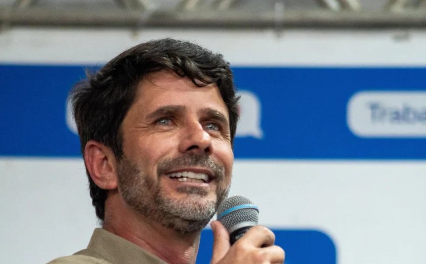 Prefeito Júnior Menezes sanciona reajuste salarial para servidores da Saúde e Administração em União dos Palmares