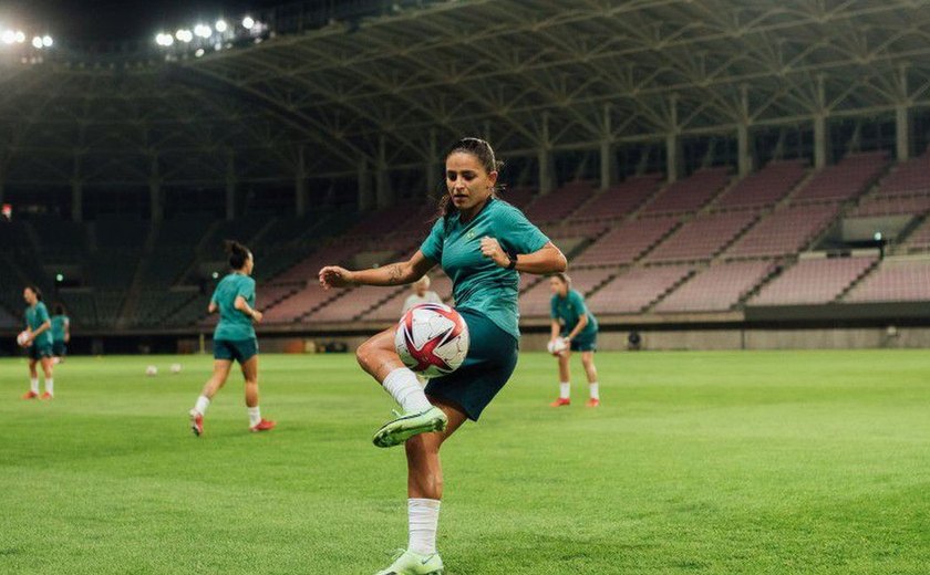 Tóquio: “Nosso foco é ganhar o ouro”, diz Debinha, atacante da seleção