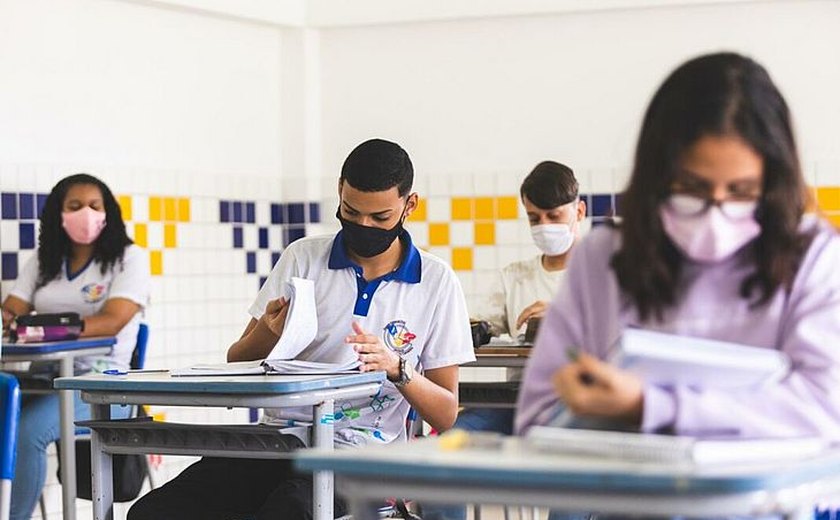 Ano letivo nas escolas da rede estadual tem início nesta segunda-feira