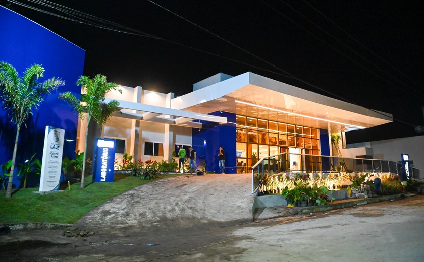 Prefeitura de São José da Laje entrega obras no Hospital Lajense e assina ordem de serviço para pavimentação asfáltica