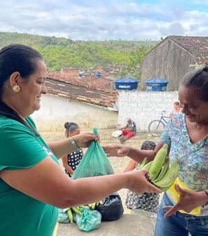 Prefeitura de Branquinha entrega mais de 21 toneladas de alimentos adquiridos pelo PAA em outubro