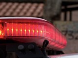 Mulher é esfaqueada no pescoço pelo ex-companheiro em Alagoas; suspeito foge