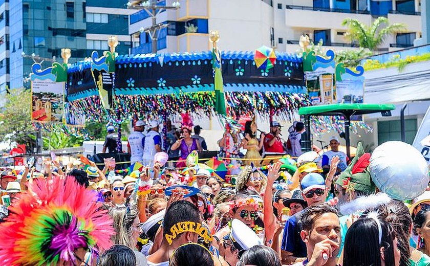 Após cancelamento das festas, Liga Carnavalesca de Maceió propõe micareta em abril