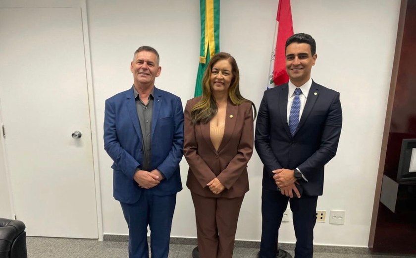Geo Cruz se reúne com senadora Eudócia Caldas e JHC em Brasília