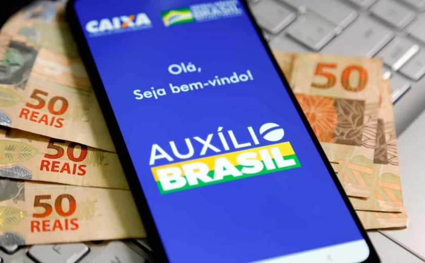 Decreto regulamenta crédito consignado no Auxílio Brasil