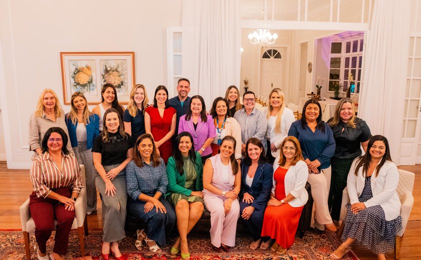 Paulo Dantas reúne secretárias em encontro com deputadas e ressalta protagonismo feminino na política