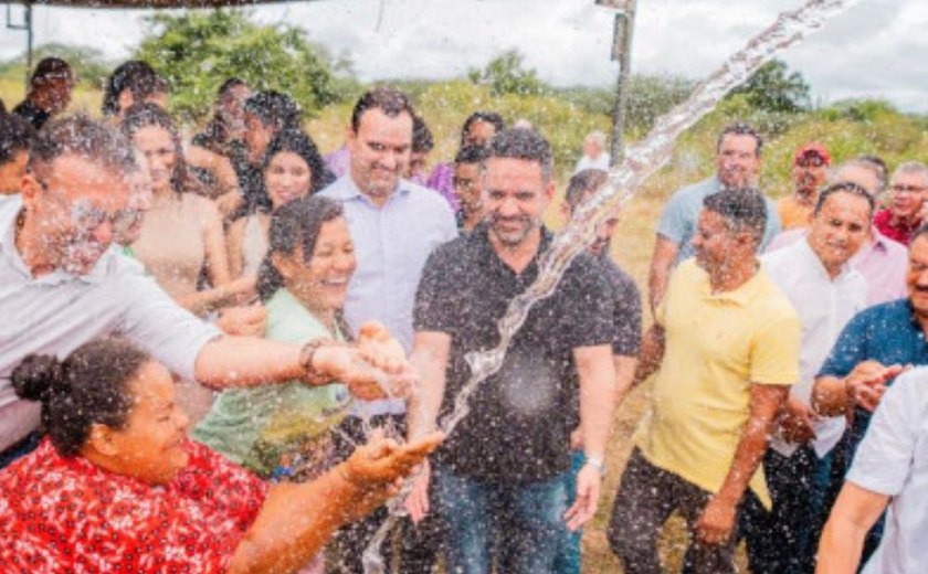 Paulo Dantas leva água a assentamento de reforma agrária nos 74 anos de Major Izidoro