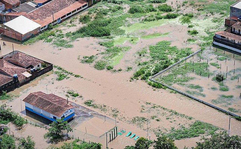 Defesa Civil Nacional alerta para chuvas intensas em Alagoas e outros estados do Nordeste, neste sábado, 4