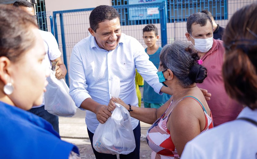 Mais de 3 mil famílias foram beneficiadas no primeiro dia da entrega dos peixes, em Palmeira dos Índios