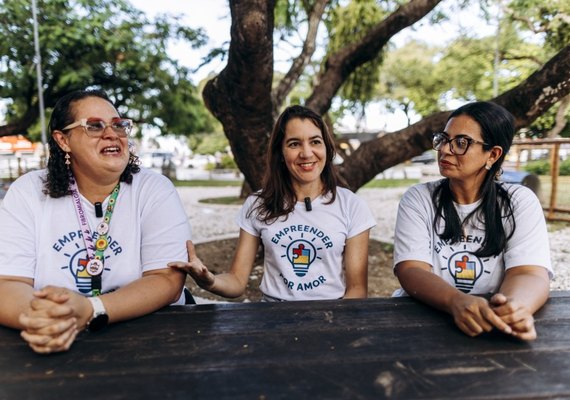 Mães atípicas transformam desafios em força e encontram nas praças de Maceió um novo recomeço