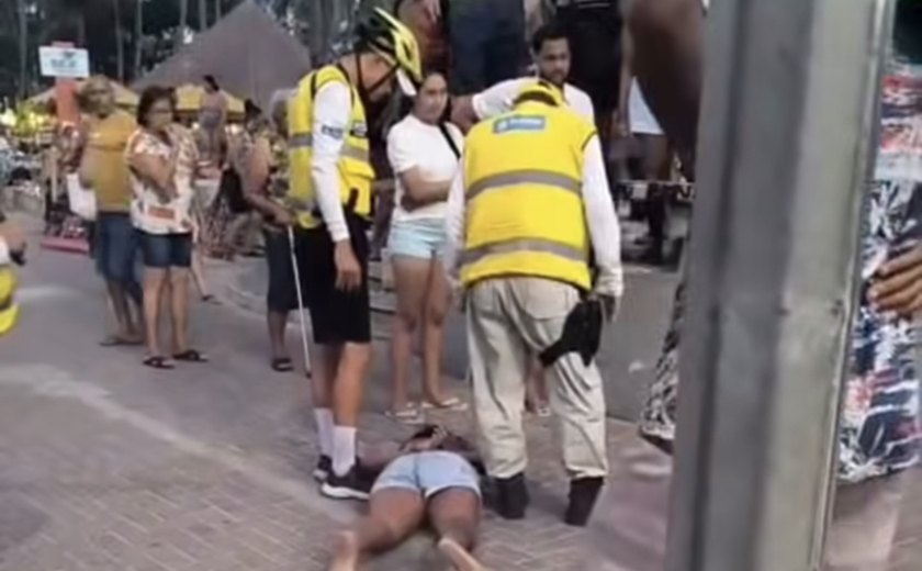 Confusão termina em detenção após briga na orla de Maceió