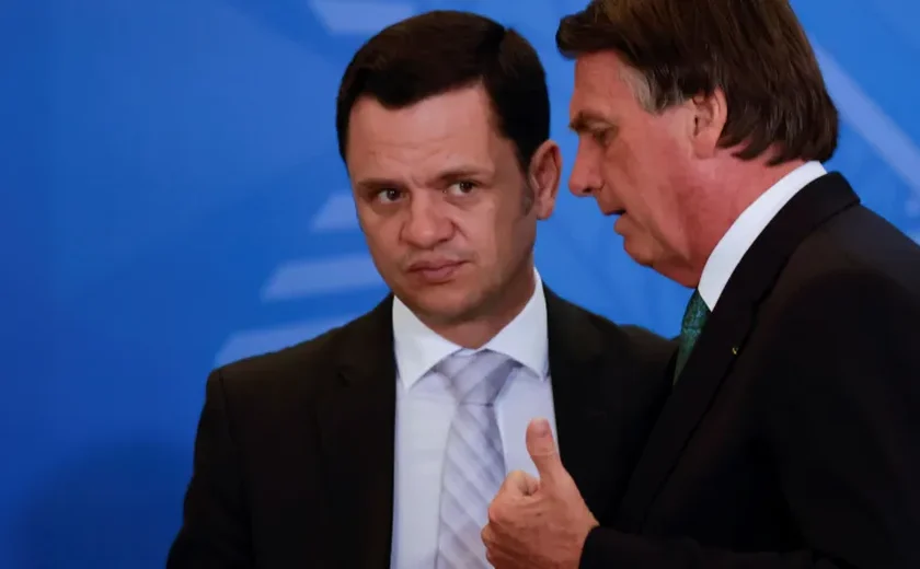 PF apreende rascunho de decreto para Bolsonaro reverter resultado da eleição