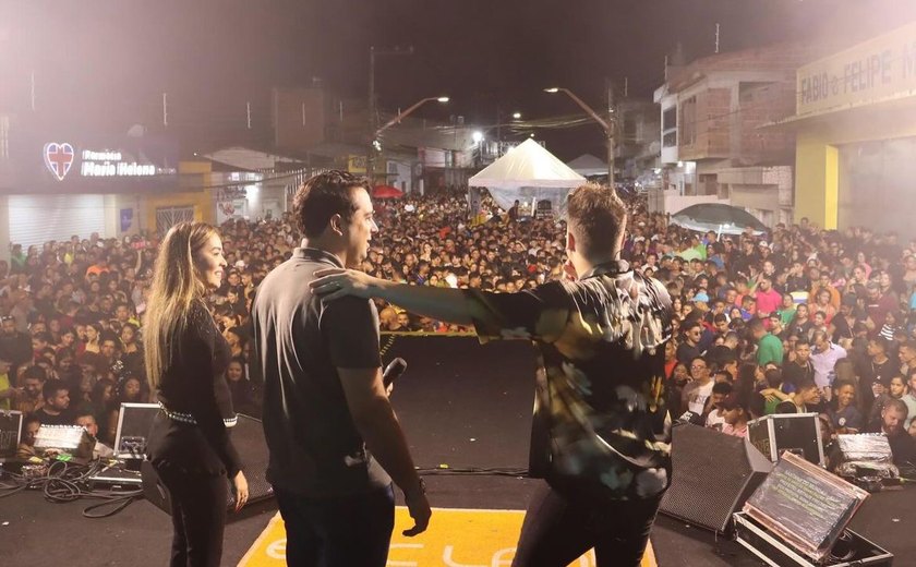 Santana do Mundaú comemora emancipação em grande estilo com inaugurações e shows