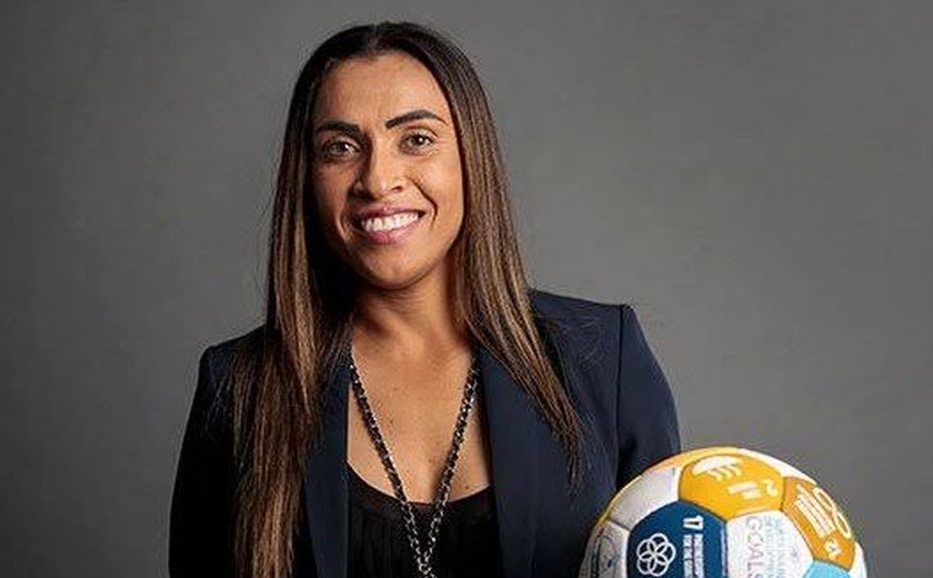 Eleita seis vezes melhor jogadora do mundo, vida de sertaneja alagoana Marta vai virar filme