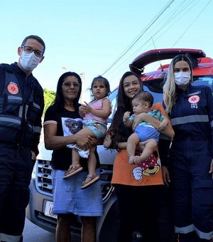 Família reencontra socorristas que salvaram bebê engasgado, em Maceió