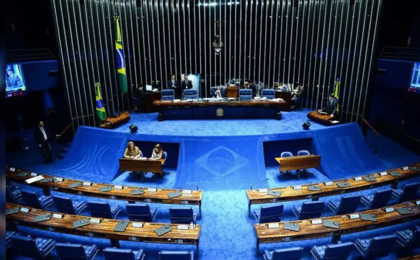 Senado aprova PEC que criminaliza porte e posse de drogas; confira votos dos senadores alagoanos