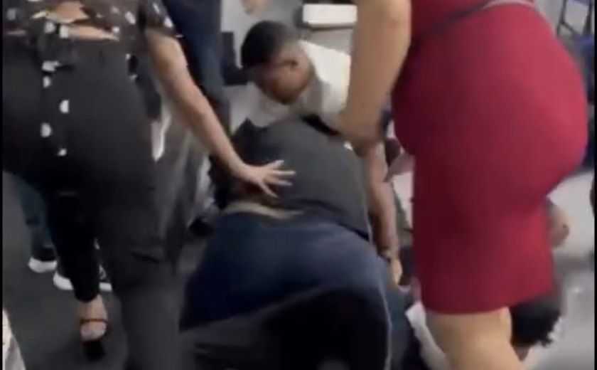 Estudante é acusado de importunação sexual após expor partes para professora em universidade