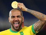 Tite explica por que convocou Daniel Alves para a Copa do Mundo