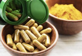Anvisa limita dose de cúrcuma em suplementos e exige alerta nos rótulos