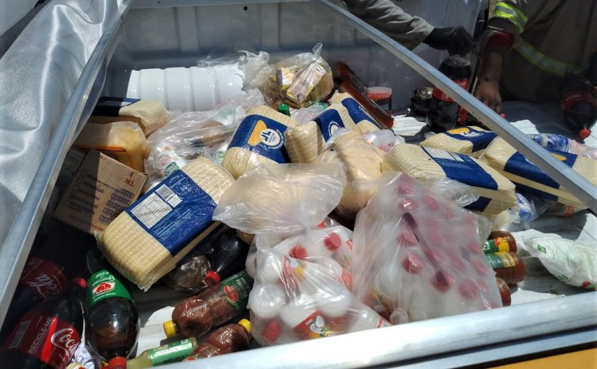 Vigilância Sanitária apreende 600 kg de alimentos impróprios para consumo no Jacintinho