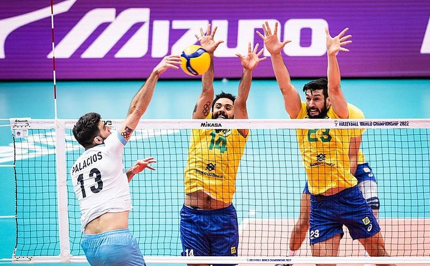 Brasil despacha Argentina e se classifica à semi do Mundial de Vôlei