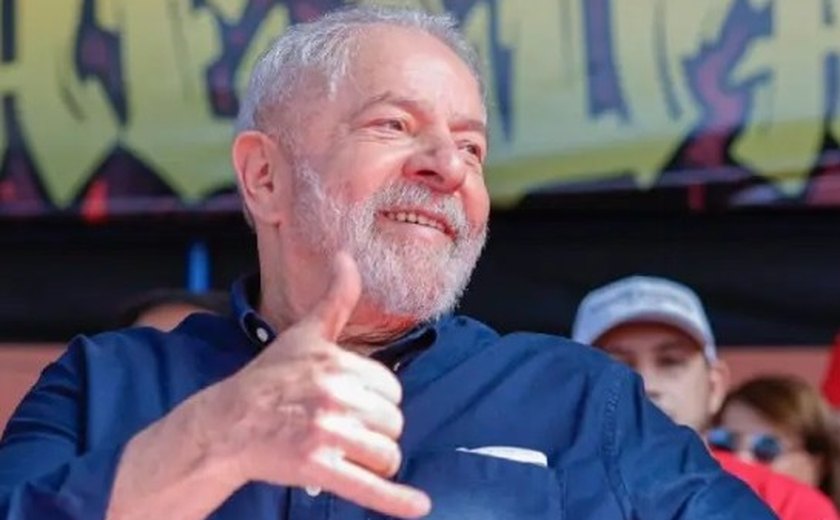 Lula se compromete com liberdade religiosa em carta aos evangélicos