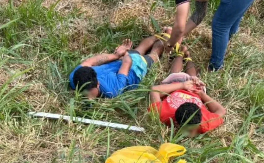 Dupla é espancada por moradores após furto em povoado de Junqueiro