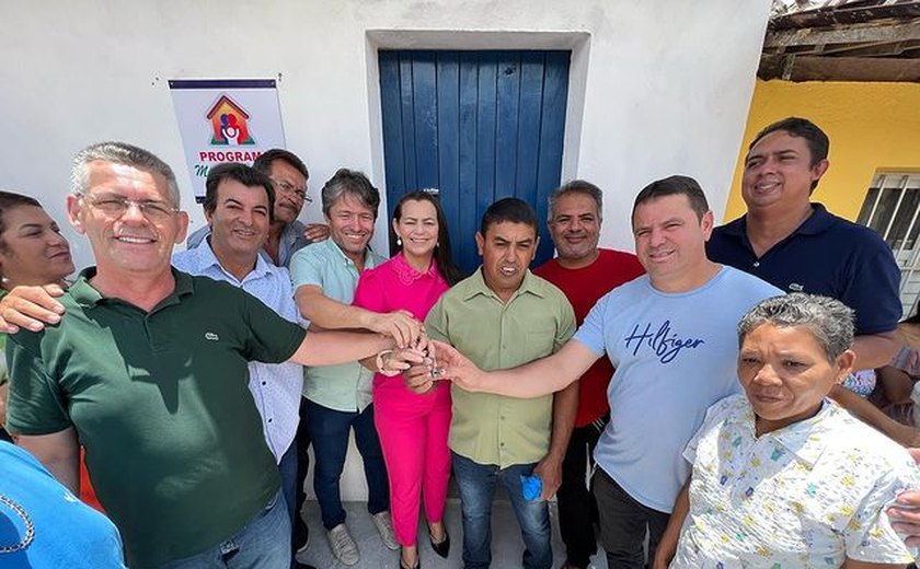 Prefeitura de Ibateguara entrega mais uma casa através do Programa Minha Casa Nova