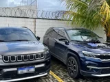 PC apreende carros de luxo e arma em operação contra desvios de R$ 650 mil em universidade