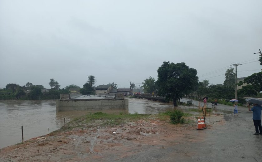 Nível do rio Mundaú em Murici continua subindo